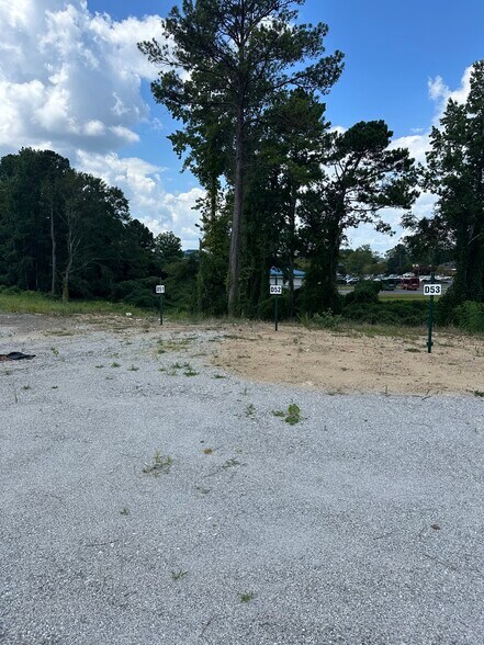 More Photos Of 825 Airport Dr, Alexander City Land For Lease