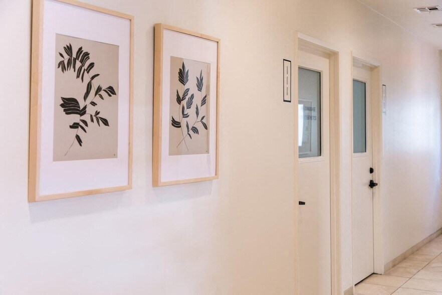 More Photos Of 300 E Santa Clara St, Ventura Medical For Lease