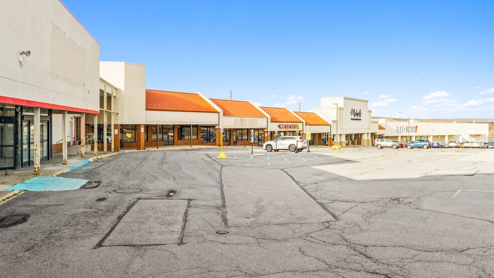 More Photos Of 210-290 Susquehanna Blvd, West Hazleton General Retail For Sale