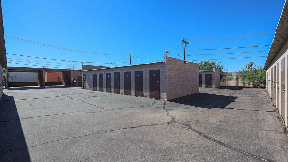 More Photos Of 160 N & 1040 S Litchfield Rd, Goodyear Self Storage For Sale