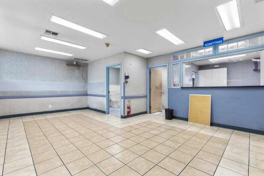 More Photos Of 297 16th Ave, Newark Land For Sale