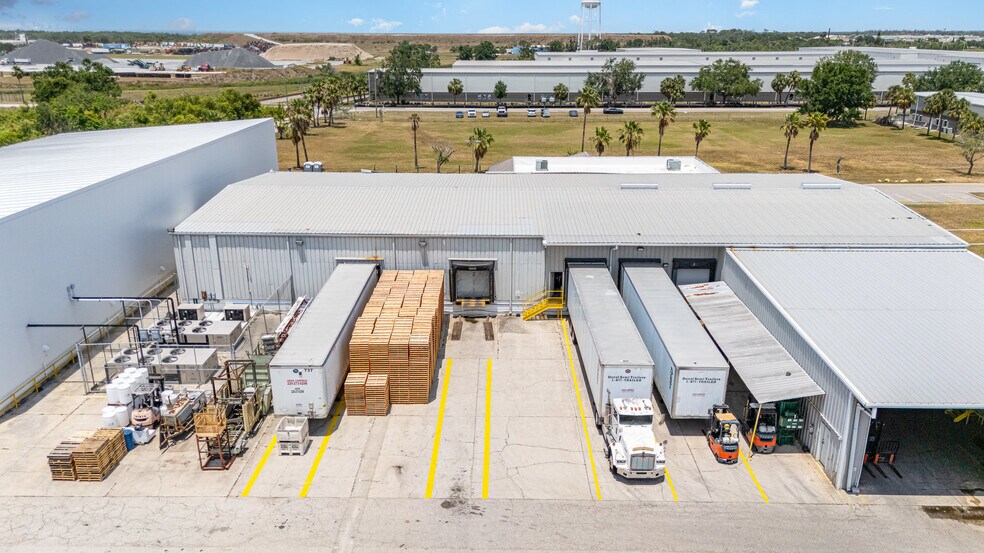 More Photos Of 2105 S Dock St, Palmetto Food Processing For Sale