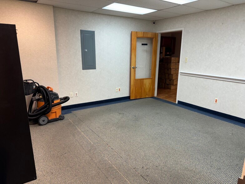 More Photos Of 622 Georges Rd, North Brunswick Medical For Sale