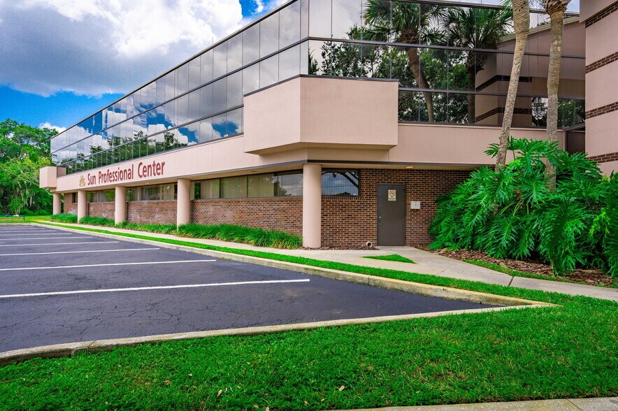 More Photos Of 6719 Gall Blvd, Zephyrhills Medical For Sale