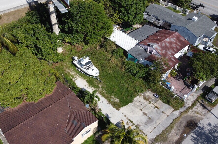 More Photos Of 321 NW 37th St, Miami Land For Sale