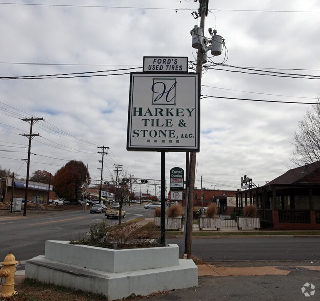 More Photos Of 1226 Central Ave, Charlotte Storefront For Lease