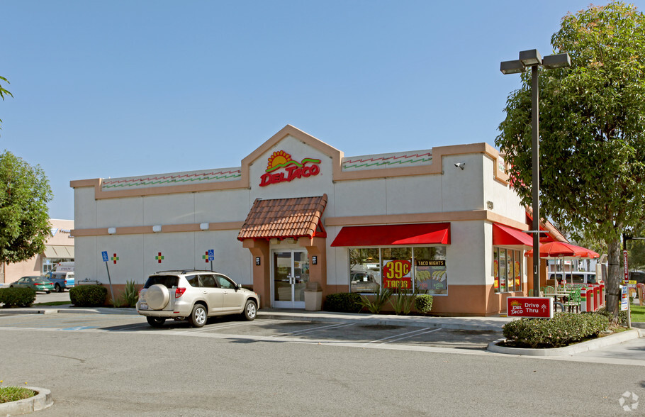 Primary Photo Of 1229 Pacific Coast Hwy, Harbor City Fast Food For Lease