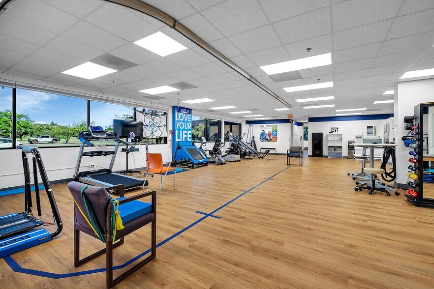 More Photos Of 1751 S Naperville Rd, Wheaton Medical For Sale