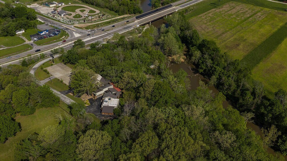 More Photos Of 381 W Guin Rd, Nixa Lodge Meeting Hall For Sale