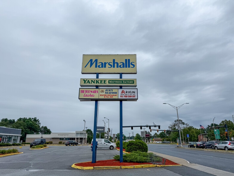 More Photos Of 1376 Boston Rd, Springfield Freestanding For Lease