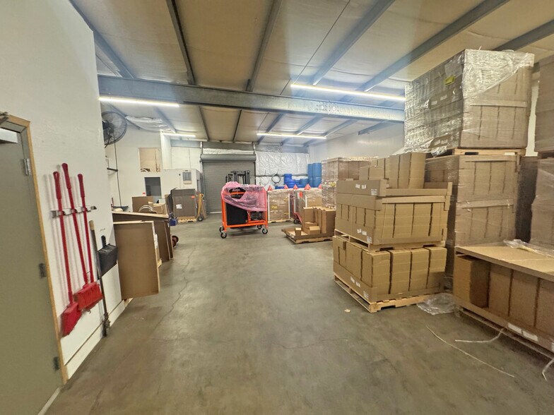 More Photos Of 1595 Hampton Way, Santa Rosa Manufacturing For Sale