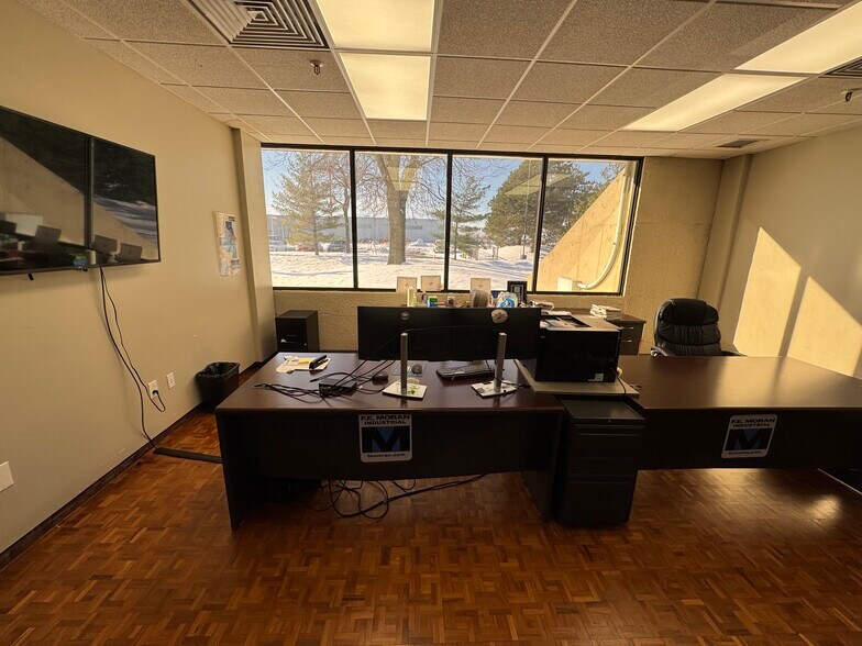 More Photos Of 2300 Michigan St, Hammond Warehouse For Lease
