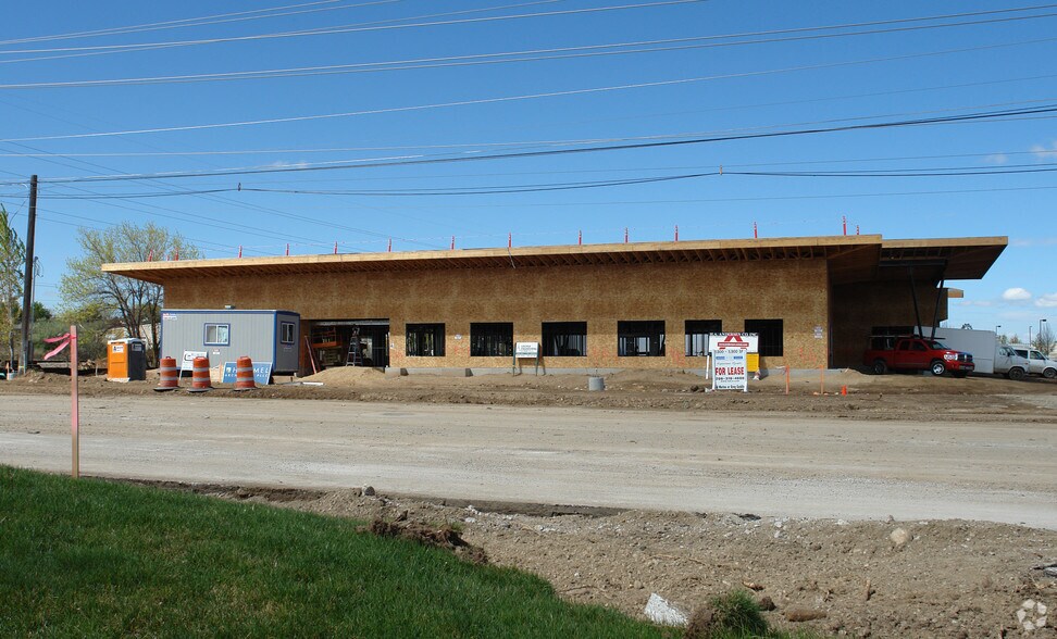 More Photos Of 201 N Maple Grove Rd, Boise Office For Lease