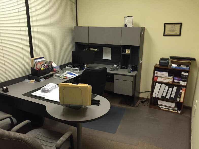 More Photos Of 2301 Park Ave, Orange Park Medical For Lease