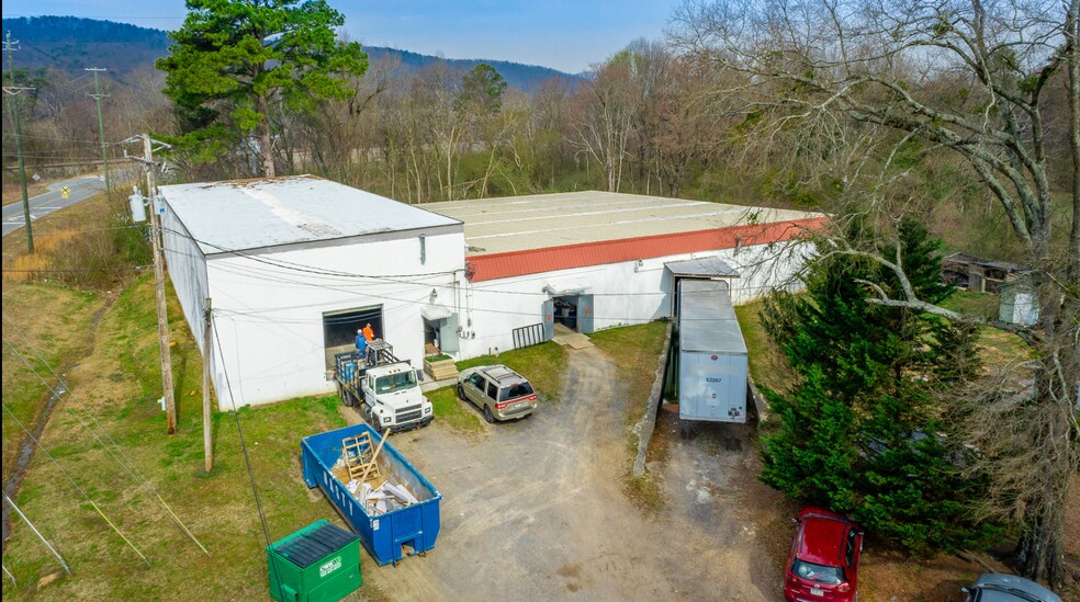 Primary Photo Of 360 Carbondale Rd SW, Dalton Warehouse For Sale