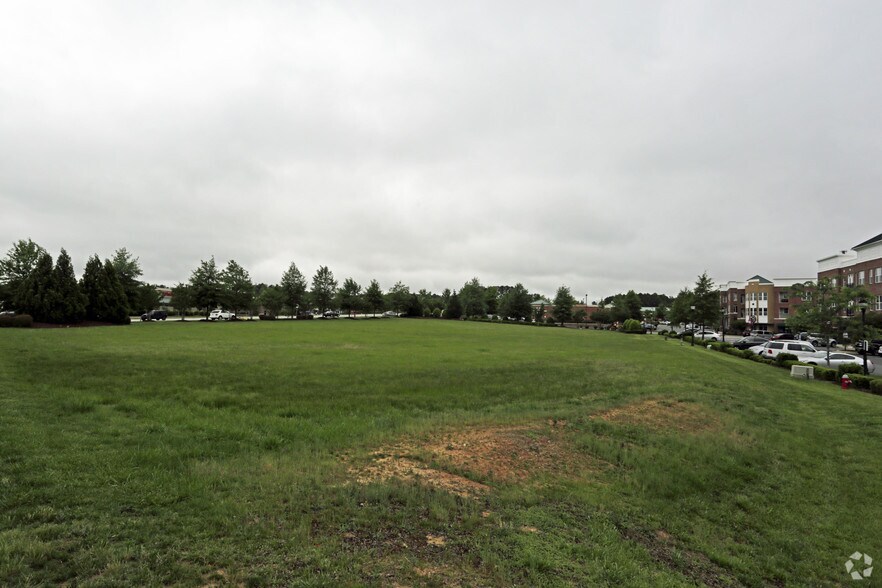 More Photos Of 3602 Davis Dr, Morrisville Land For Lease