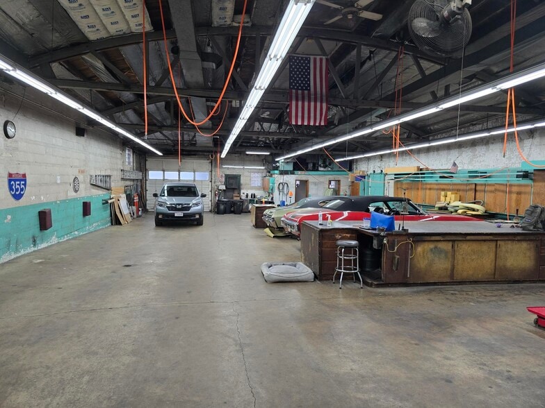 More Photos Of 6243 N Clark St, Chicago Storefront For Sale