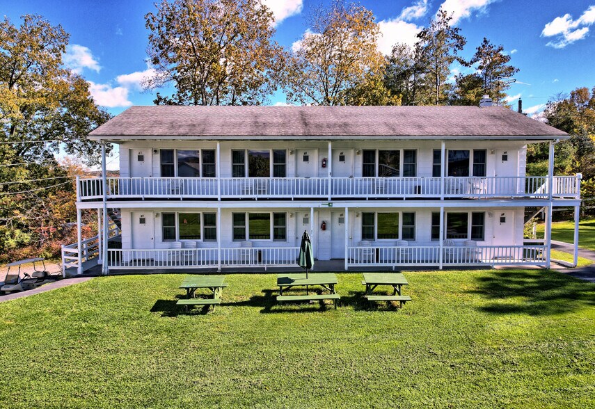 More Photos Of 118 Golden Hill Rd, Cornwallville Hotel For Sale