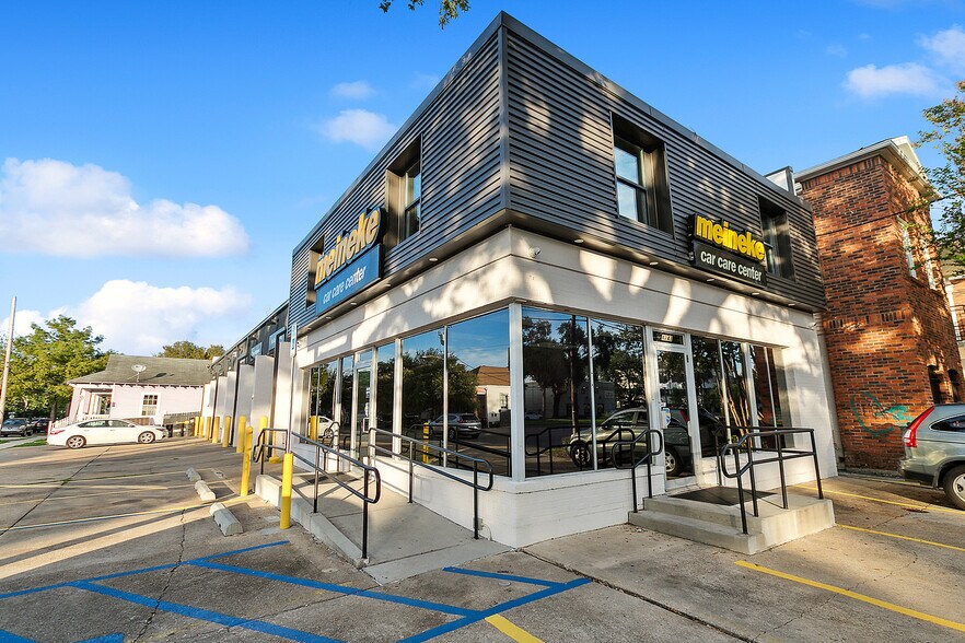 More Photos Of 4243 Canal St, New Orleans Auto Repair For Sale