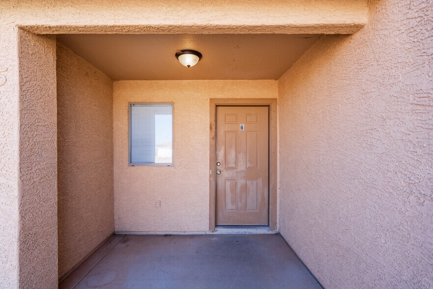 More Photos Of 15855 S Moon Valley Rd, Arizona City Multifamily For Sale