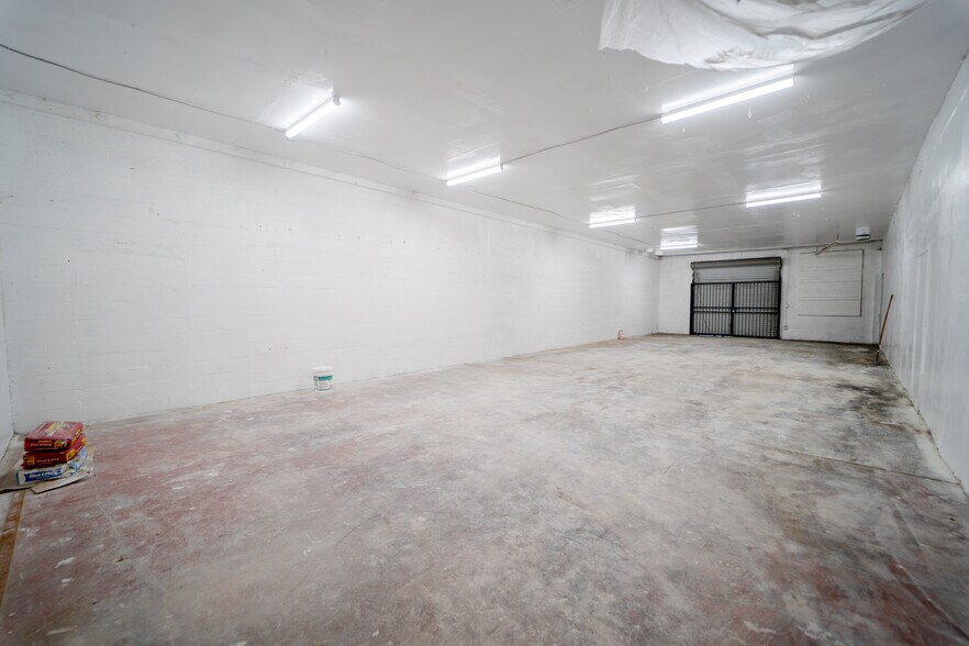 More Photos Of 1525 W El Segundo Blvd, Compton Warehouse For Sale