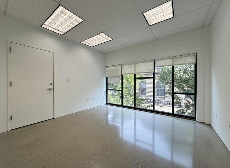 More Photos Of 400 Bedford Ave, Brooklyn Multifamily For Sale