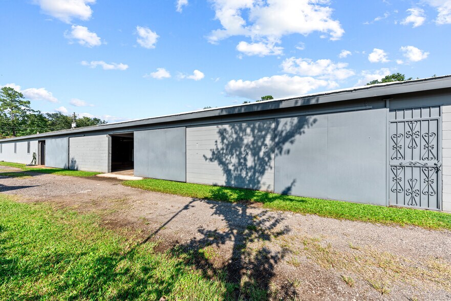 More Photos Of 5044 Edward St, Jacksonville Service For Sale