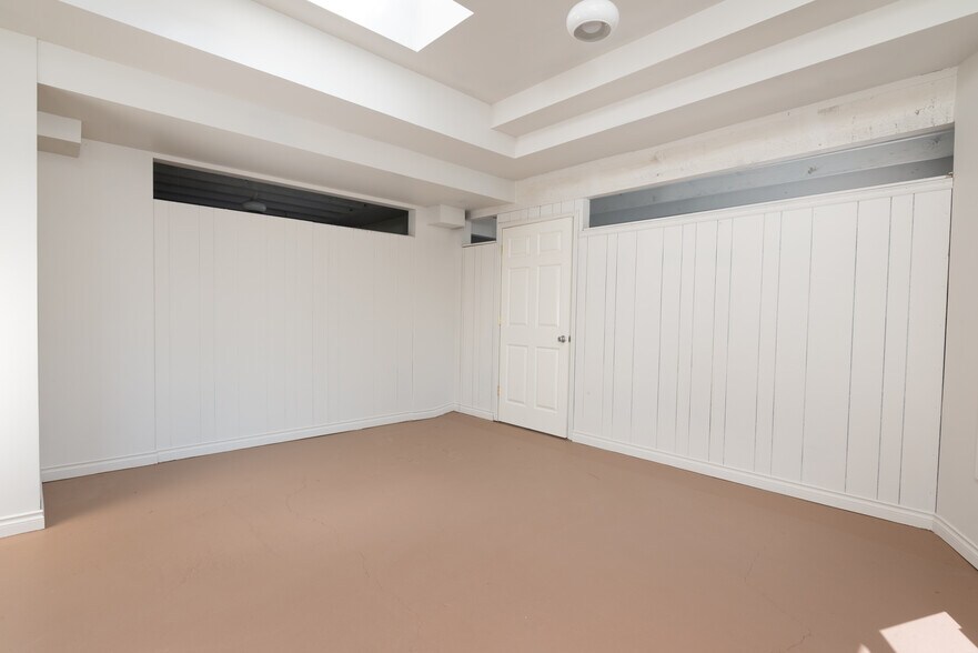 More Photos Of 915 McLean Rd, Mount Vernon Freestanding For Sale