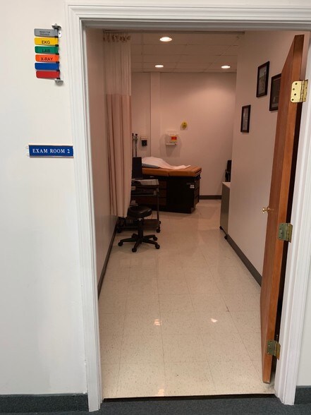 More Photos Of 166 E 4th St, Dunkirk Medical For Lease