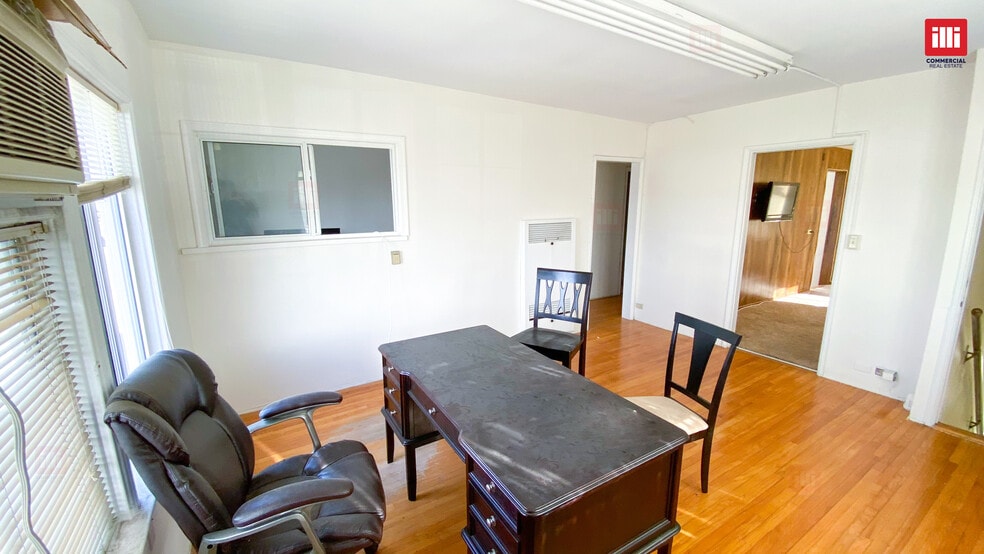 More Photos Of 21528 1/2-21530 Ventura Blvd, Woodland Hills Freestanding For Lease