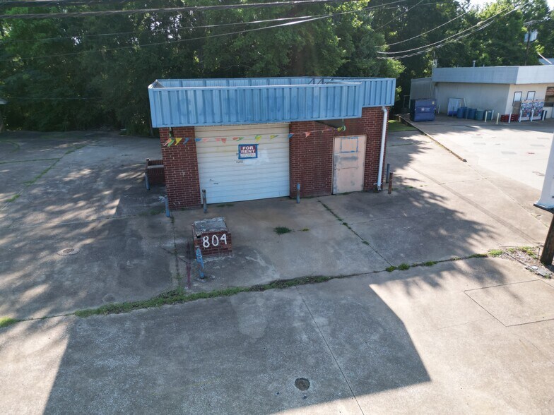 More Photos Of 804 Highway 110 N, Whitehouse Office For Sale