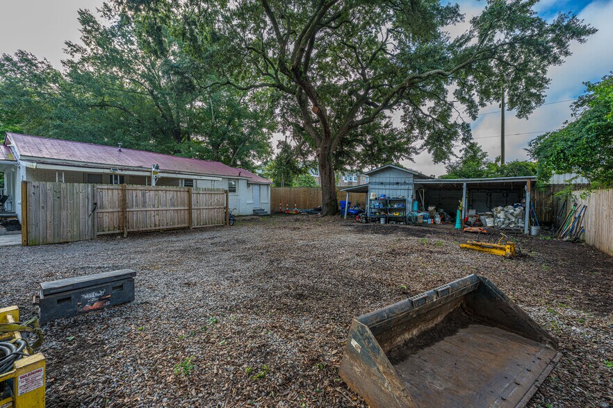 More Photos Of 2136 Easy St, North Charleston Freestanding For Sale