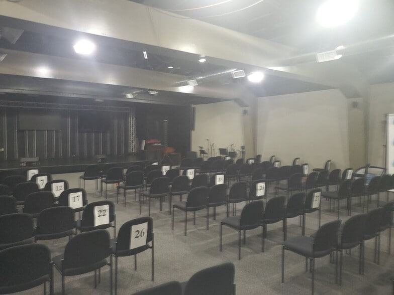 More Photos Of 13041 San Pablo Ave, San Pablo Freestanding For Lease