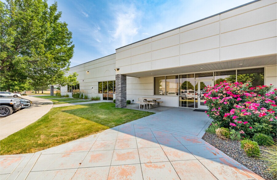 More Photos Of 350-398 N Mitchell St, Boise Office For Lease