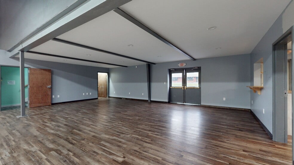 More Photos Of 7104 Lebanon Rd, Mount Juliet Warehouse For Lease