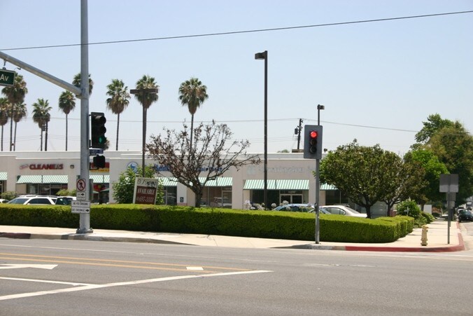 More Photos Of 16214-16248 E Whittier Blvd, Whittier Unknown For Lease