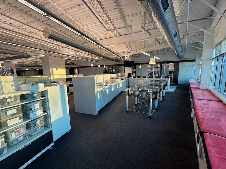 More Photos Of 1984 Isaac Newton Sq W, Reston Office For Lease