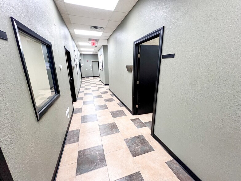 More Photos Of 8100 W Highway 80, Midland Office For Sale