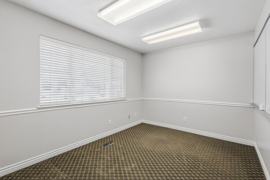 More Photos Of 1372 S 740 E, Orem Office For Lease