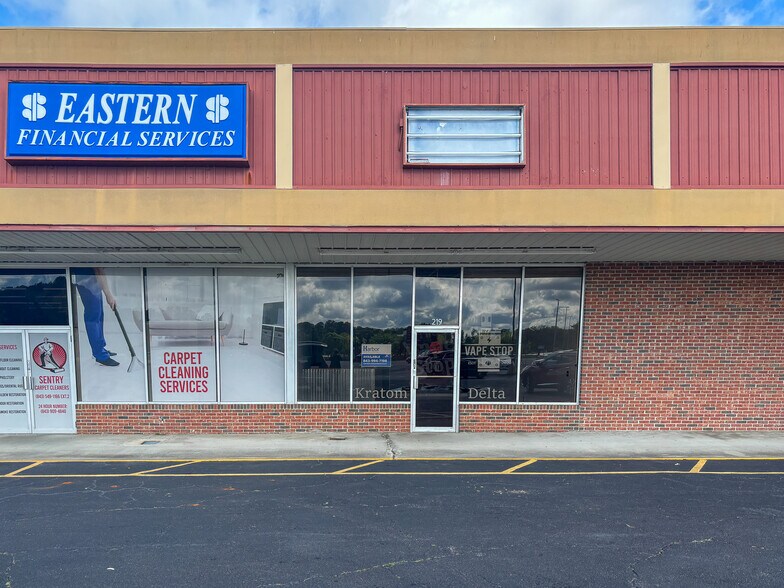 More Photos Of 227 Robertson Blvd, Walterboro Unknown For Lease