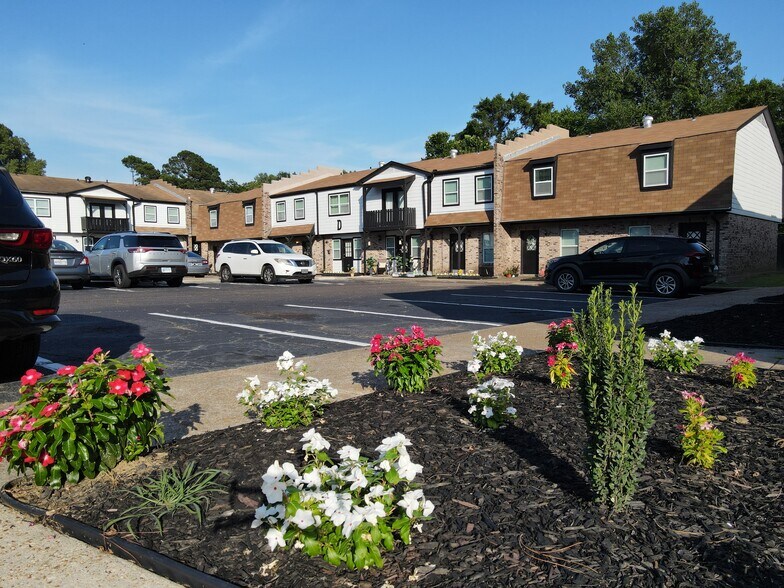 Primary Photo Of , Vicksburg Multifamily For Sale