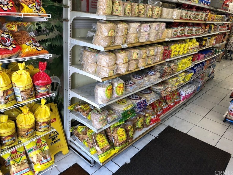More Photos Of 17941 Grand Ave, Lake Elsinore Convenience Store For Lease