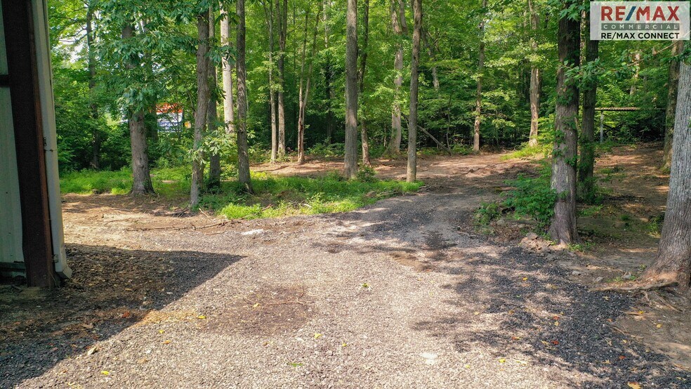 More Photos Of 9991 John Clayton Memorial Hwy, Gloucester Light Manufacturing For Sale