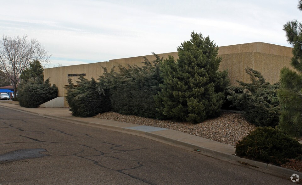 More Photos Of 12260 Pennsylvania St, Denver Warehouse For Lease