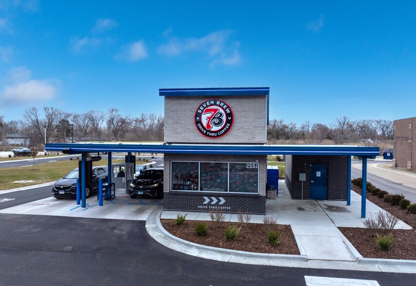 Primary Photo Of 2555 Plainfield Rd, Joliet General Retail For Sale