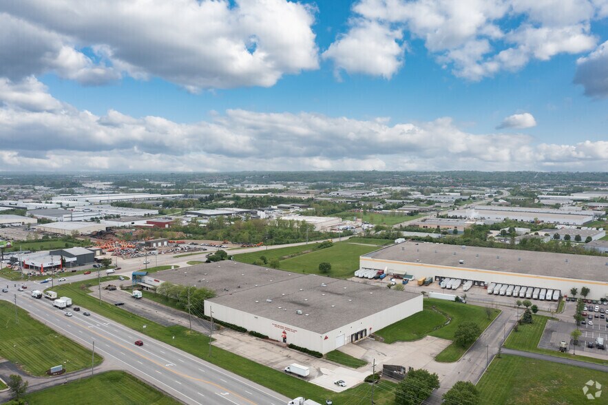 More Photos Of 4782 Muhlhauser Rd, Hamilton Warehouse For Lease