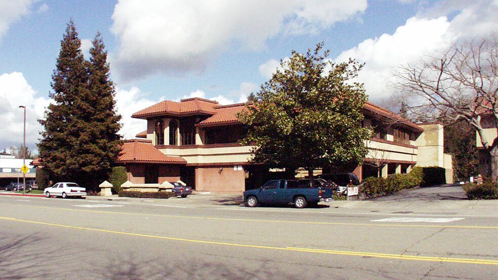 More Photos Of 3200 Danville Blvd, Alamo Office Residential For Lease