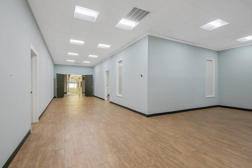 More Photos Of 2858 Owen Dr, Fayetteville Distribution For Sale