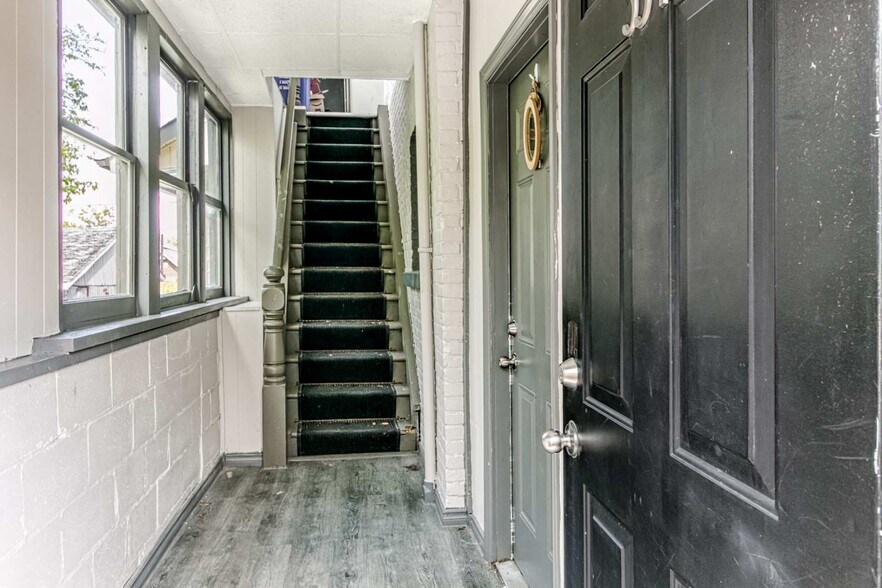 More Photos Of 354 Eva Av, Sudbury Apartments For Sale