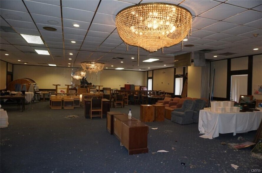 More Photos Of 125 N Main St, Newark Hotel For Sale